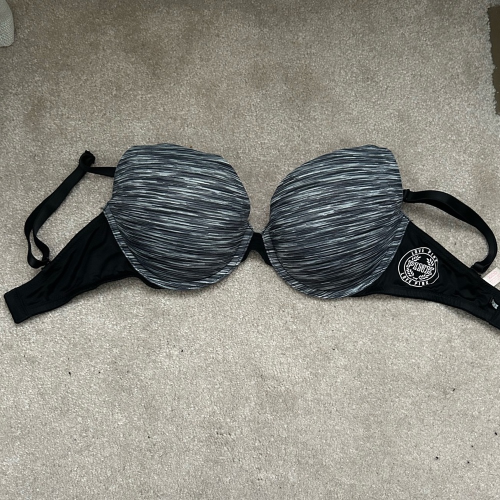 Victoria's Secret PINK Gray & Black Push-up Bra